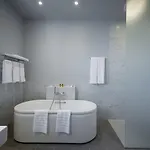 Ligaro - 3*