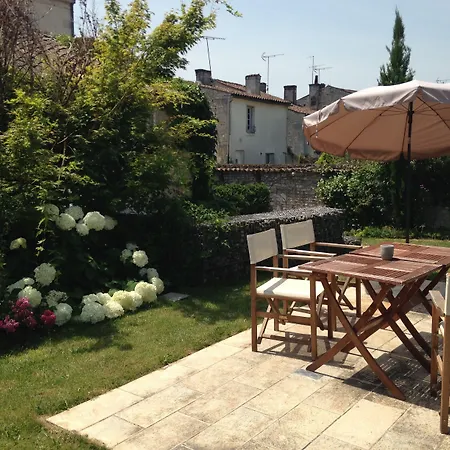 Ligaro - מלון 3*