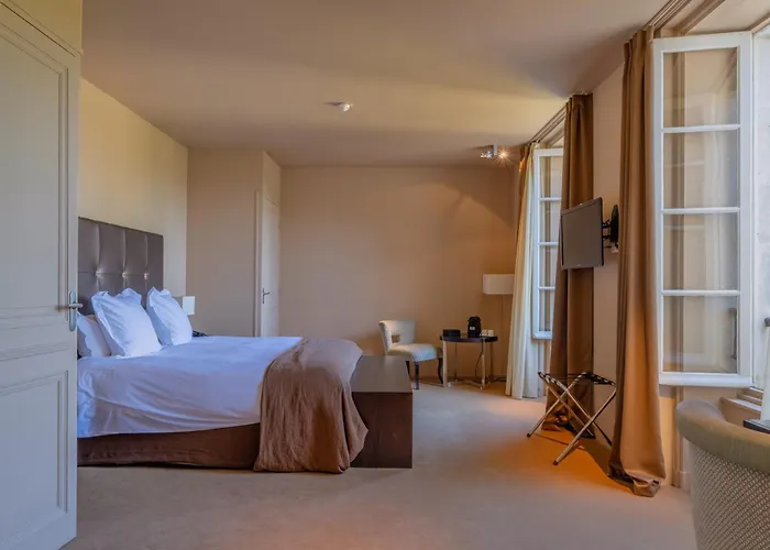 Отель Ligaro - 3*