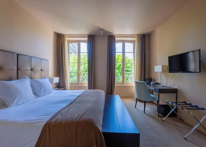 Ligaro - 3* Жарнак